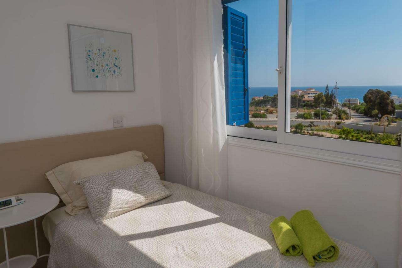 Narcissos Bay View Villa Протарас Екстериор снимка